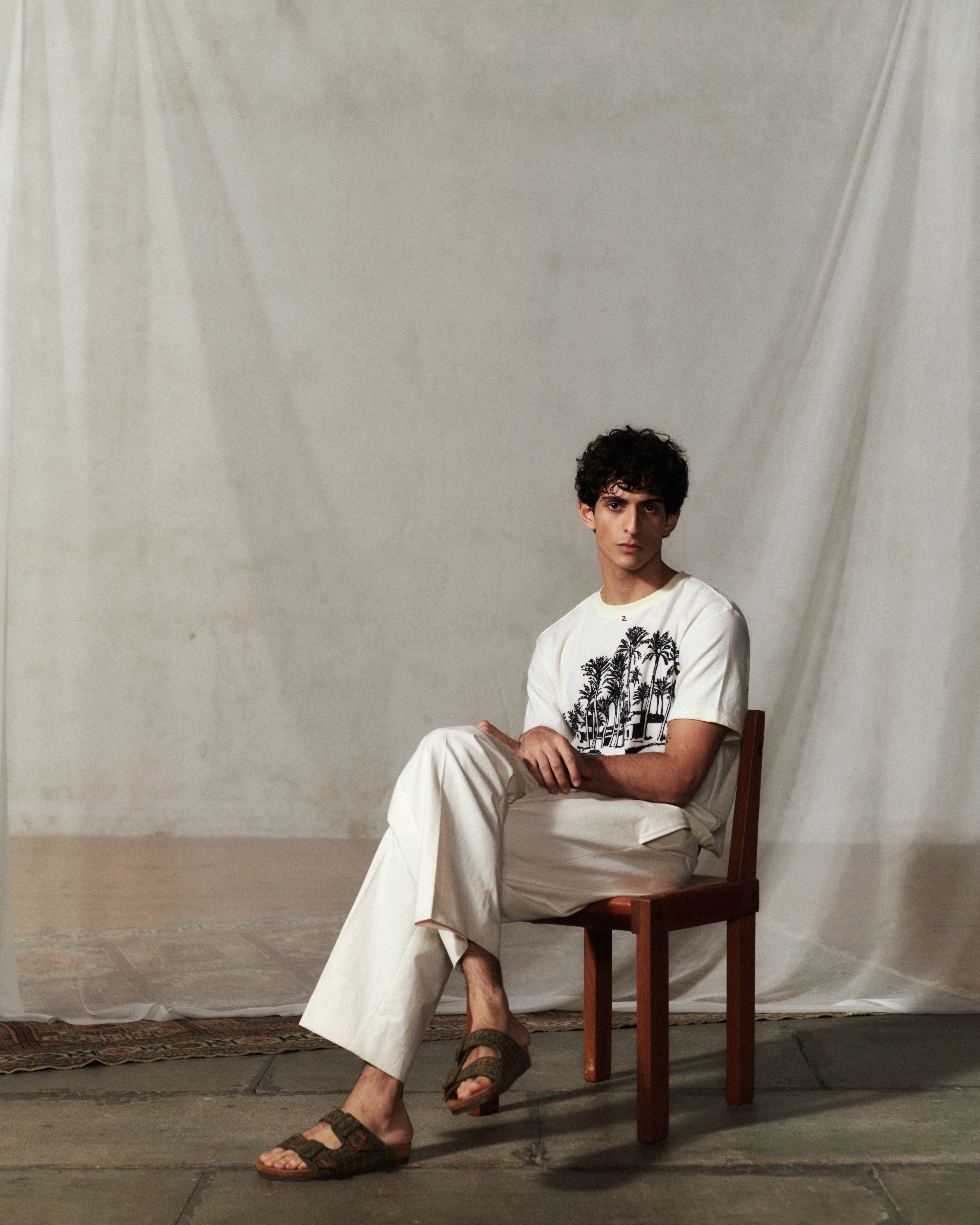 Luminous tee