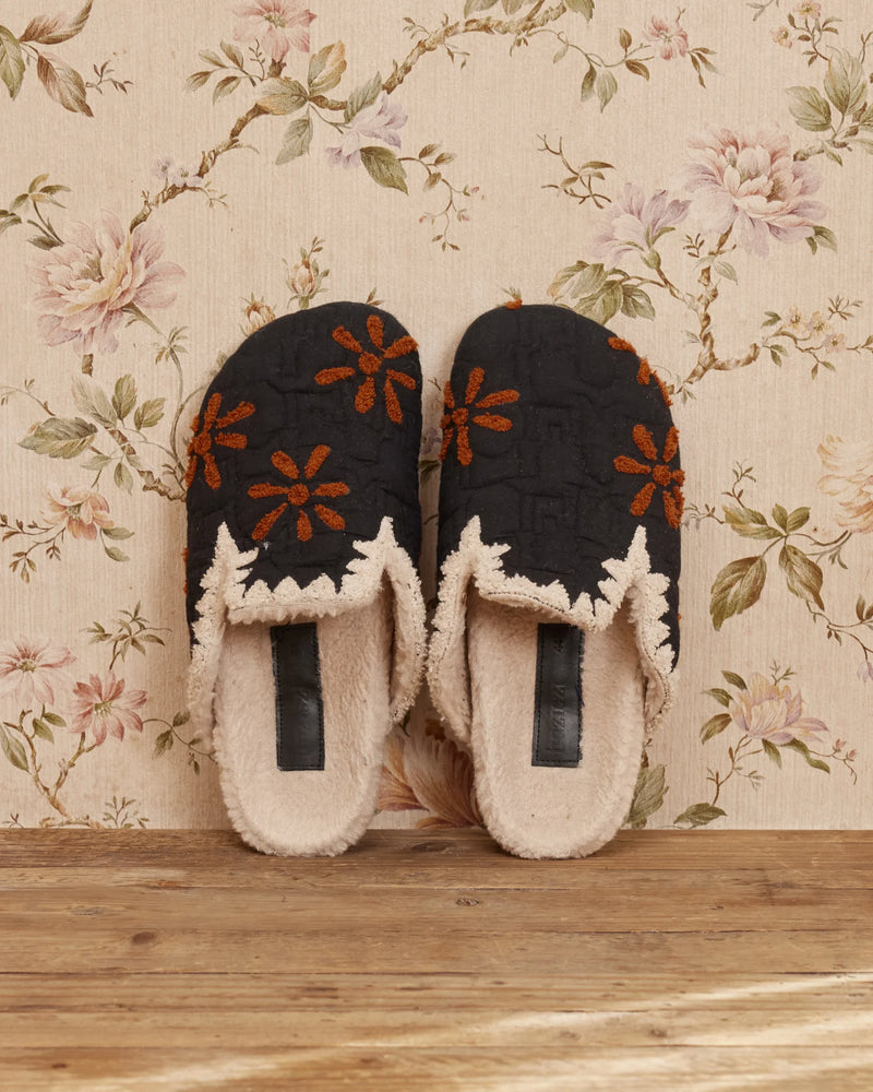 Nour Shoes Black
