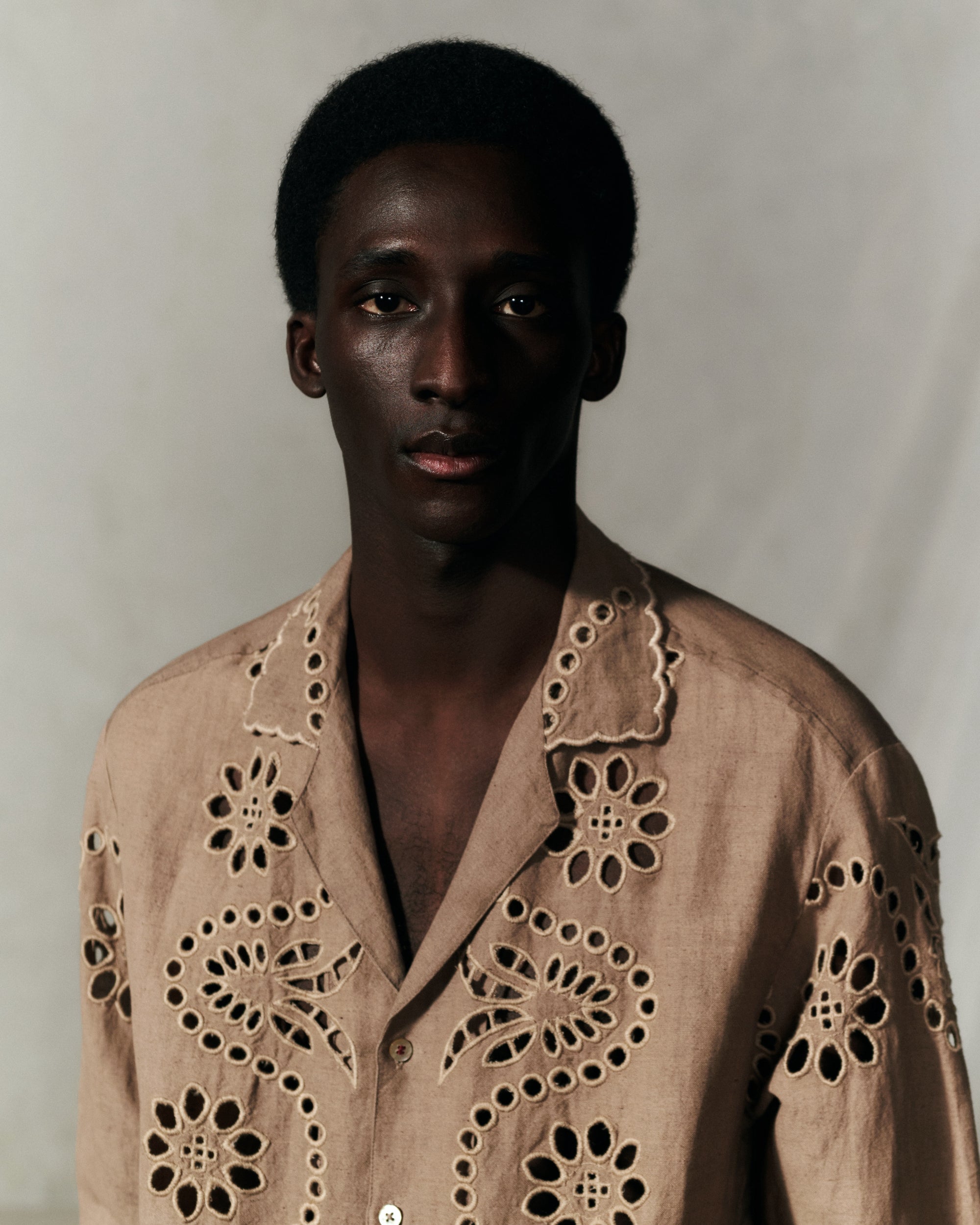 Perfume Shirt Taupe